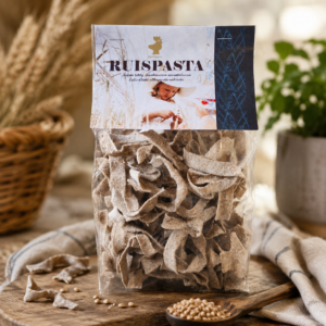 Kenkäveron ruispastapaketti keittiön tasolla